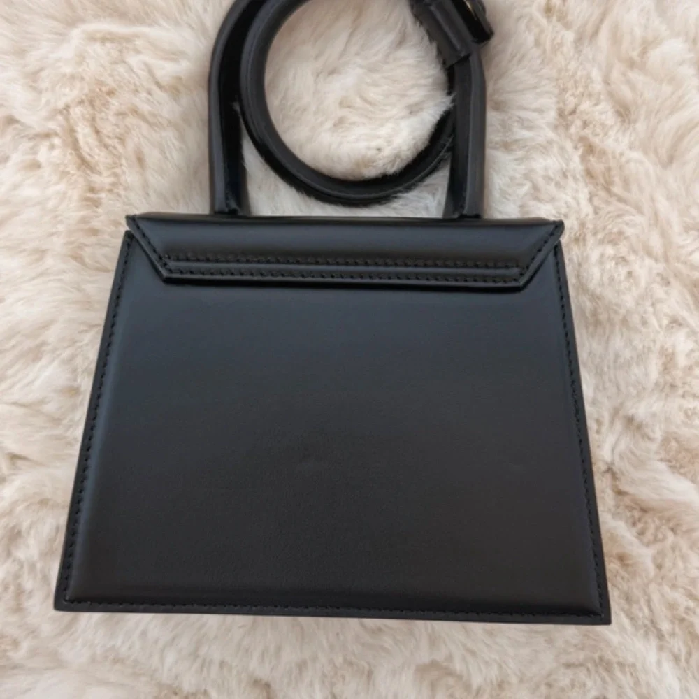 Le Chiquito Neud Bag – Black – Brand New with Tags - Picture 2 of 9